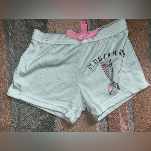 I'm really a mermaid gently loved girls 5y ish shorts perfect for summertime fun - Picture 6 of 6